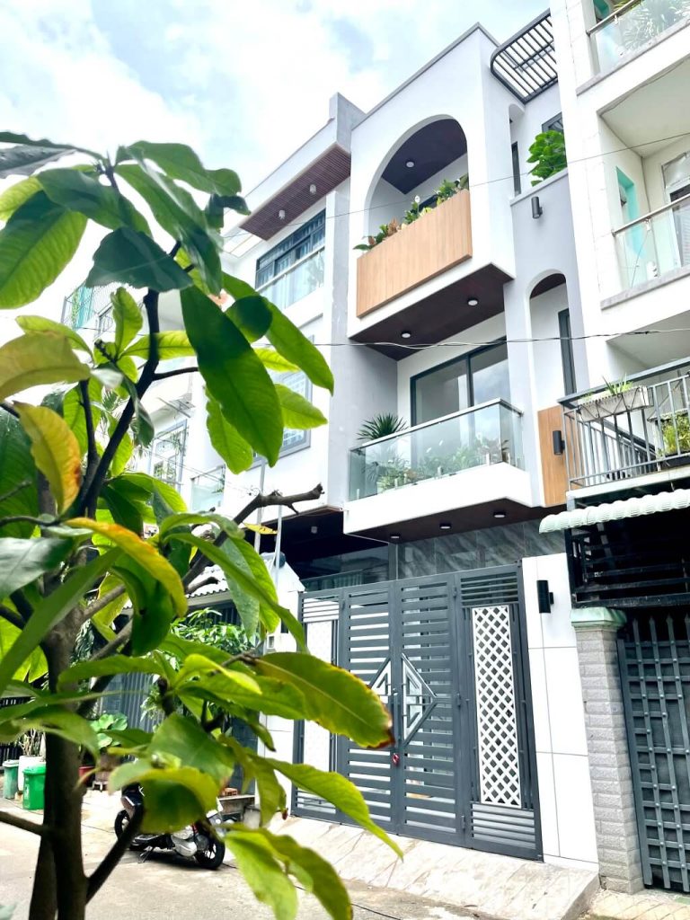 Team Phú Real - Nhà Phố Quận 9