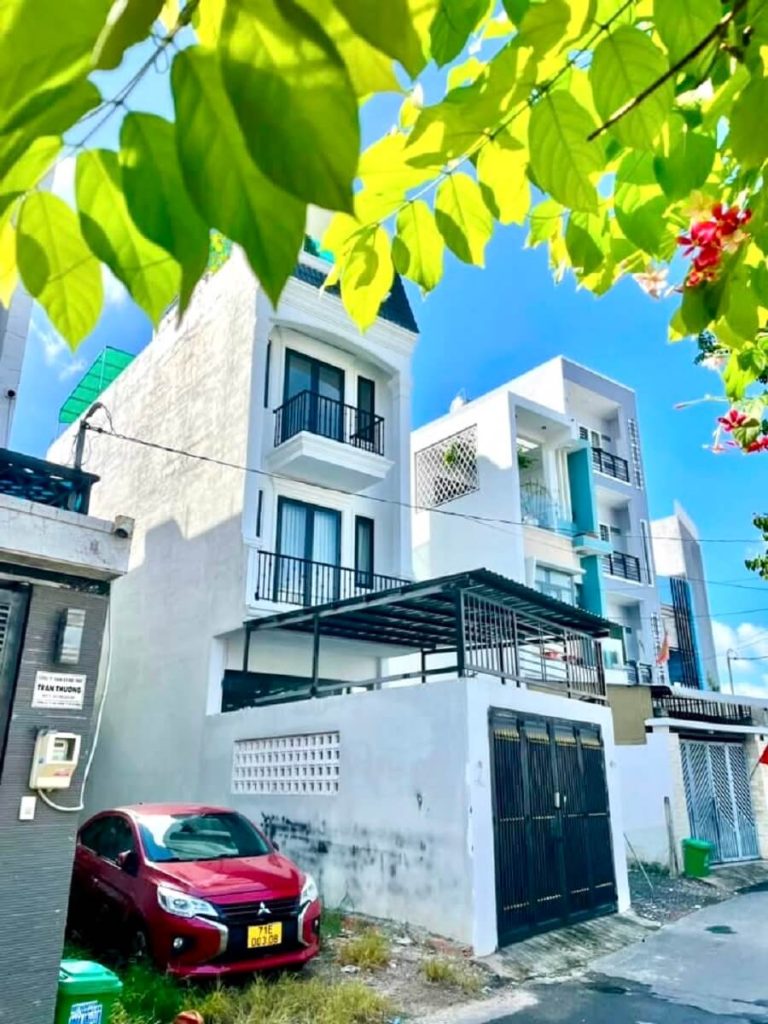 Team Phú Real - Nhà Phố Quận 9