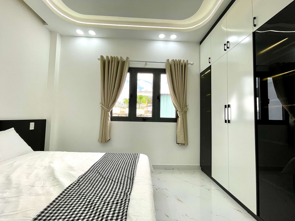 Các phòng ngủ đều có cửa sổ, tặng full nội thất