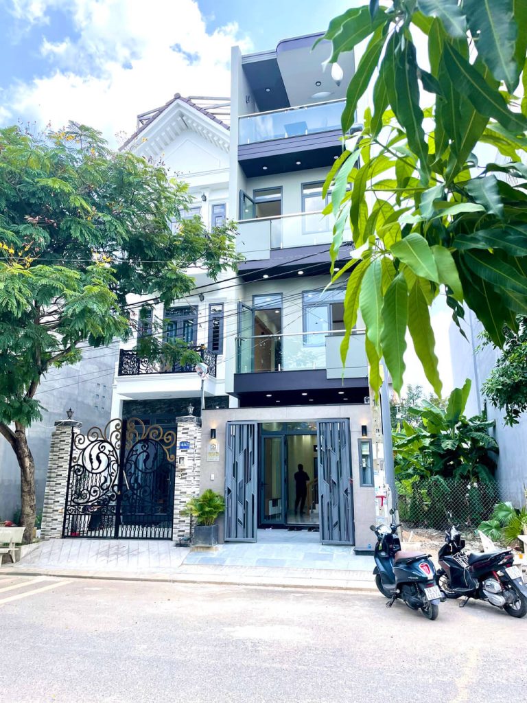 Nhà Phố Quận 9