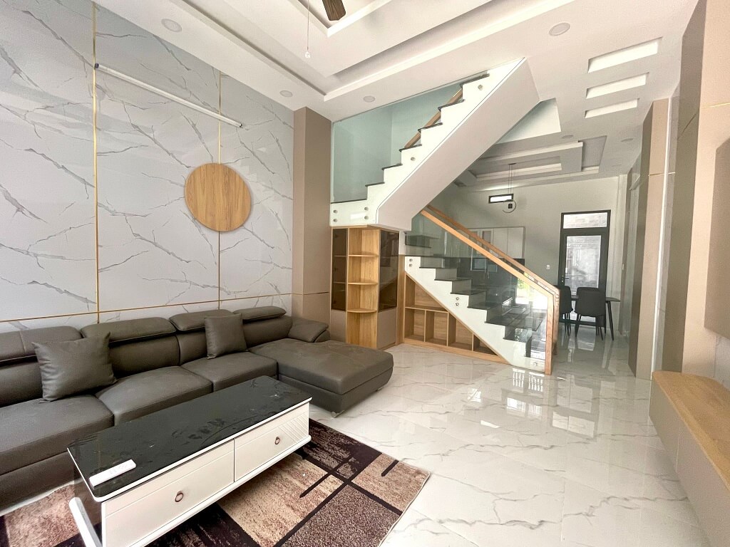 Phòng khách nhà phố Quận 9
