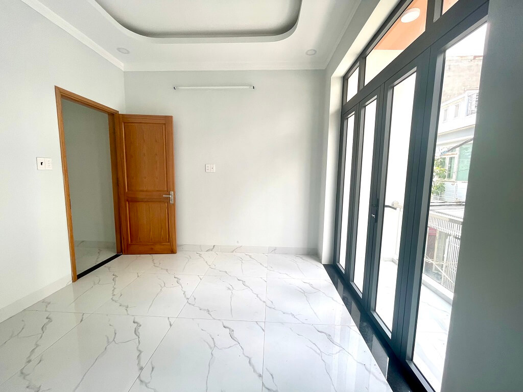 Nhà thiết kế sẵn 3PN có cửa sổ cực kỳ thoáng