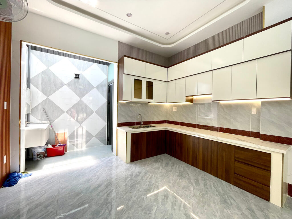 Khu vực phòng bếp rộng và thoáng