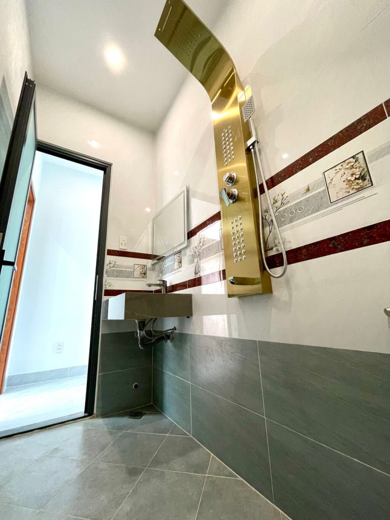Nhà có tổng 4WC được bàn giao thiết bị hiện đại